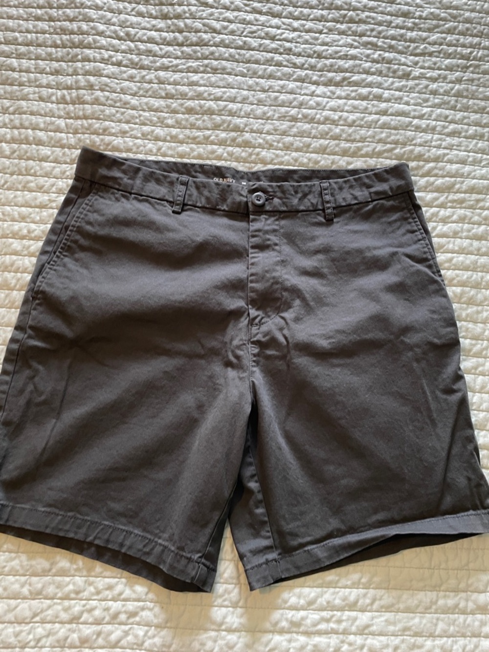 Old Navy Men's Dark Charcoal Flat-Front Shorts